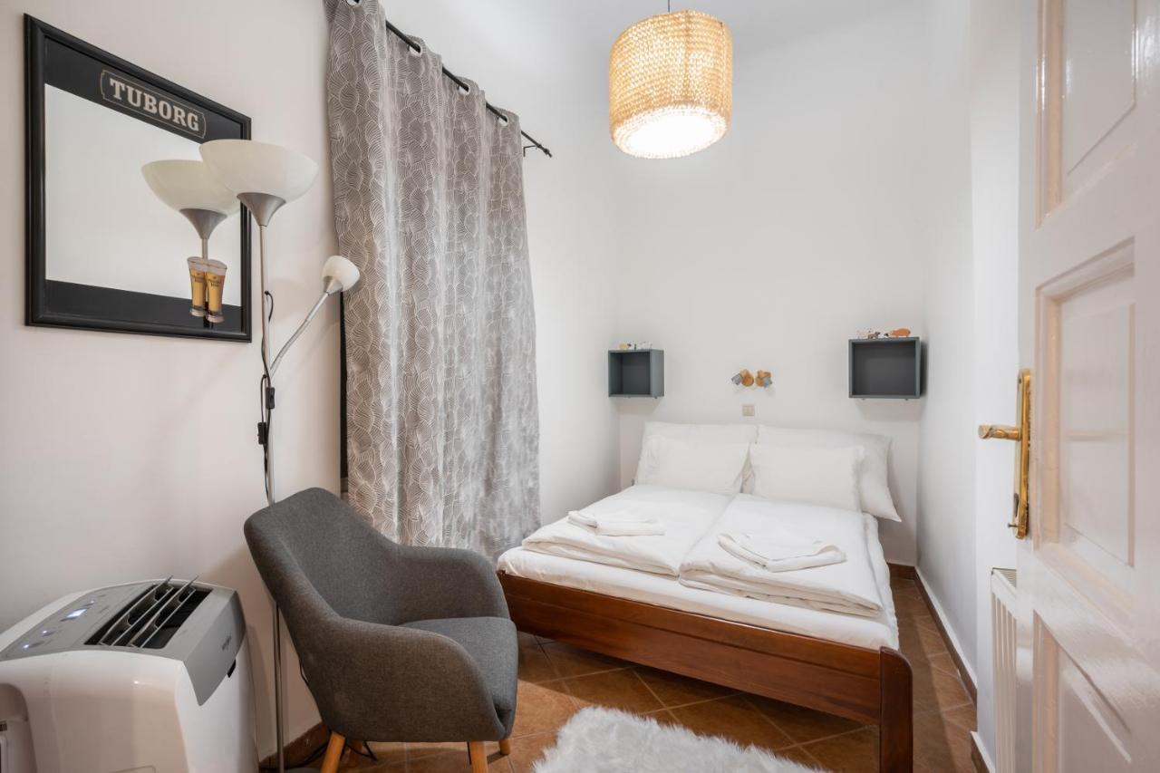 Gellert Mountain Apartment Budapeste Exterior foto