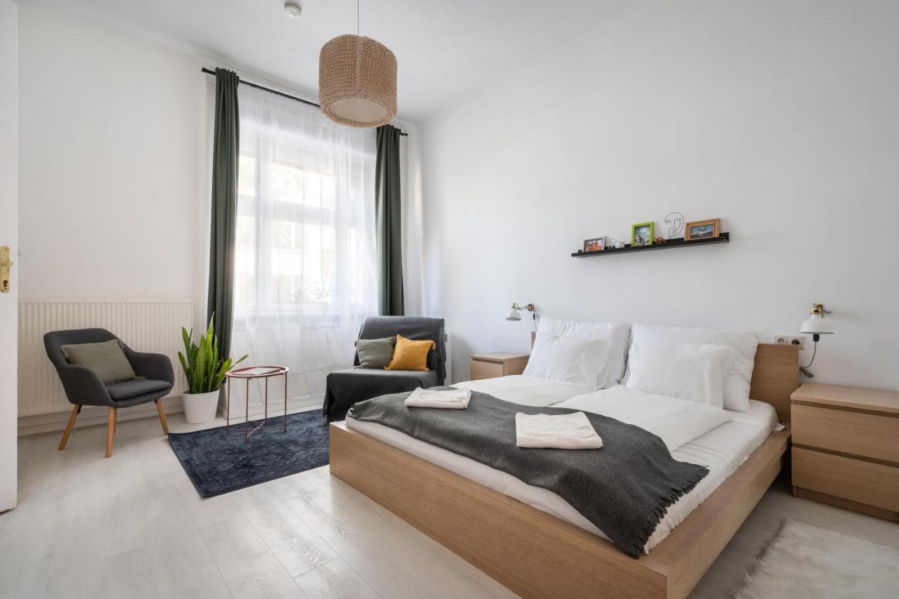 Gellert Mountain Apartment Budapeste Exterior foto