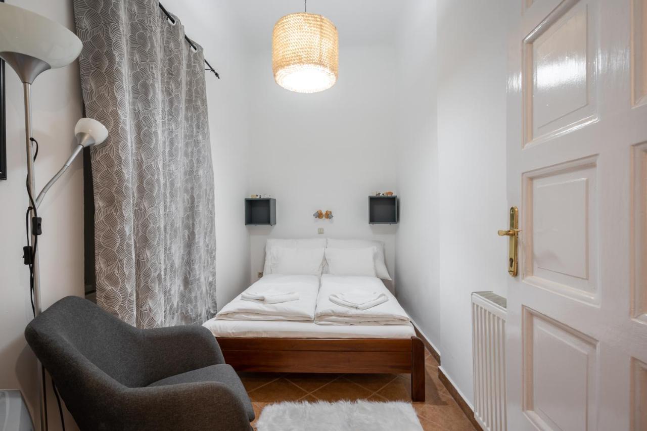Gellert Mountain Apartment Budapeste Exterior foto